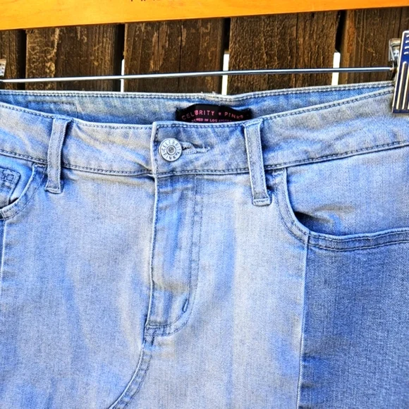 Celebrity Pink Denim Mini Skirt Womens Size 5/27 - Picture 11 of 16